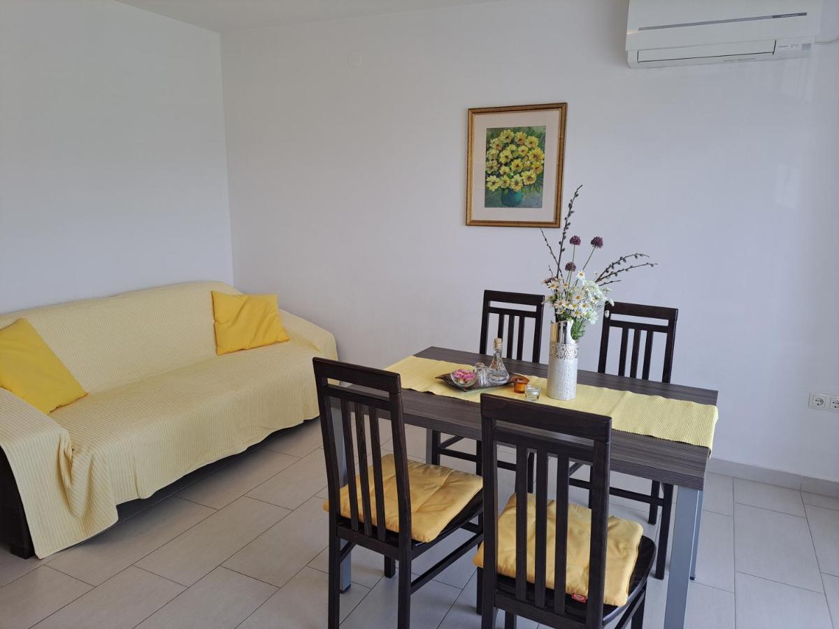 Apartments Fran I Baska  Exterior photo